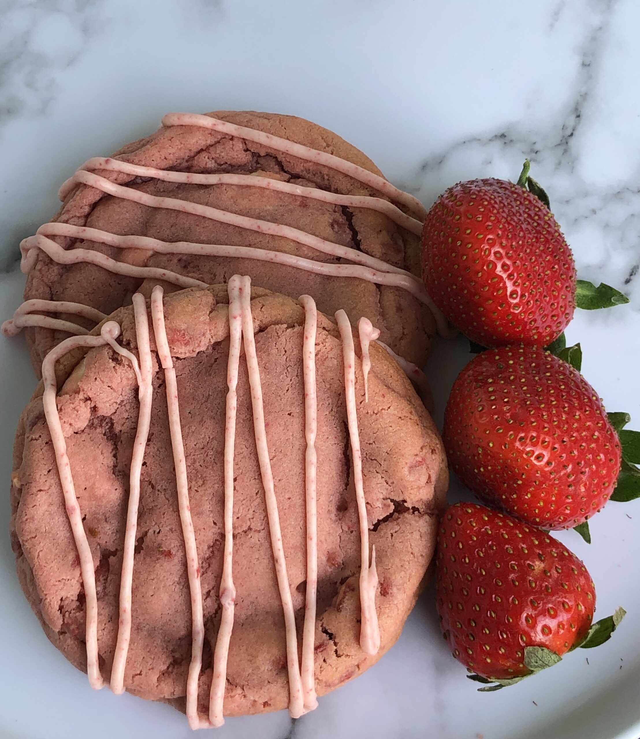 Strawberry Milkshake Cookie